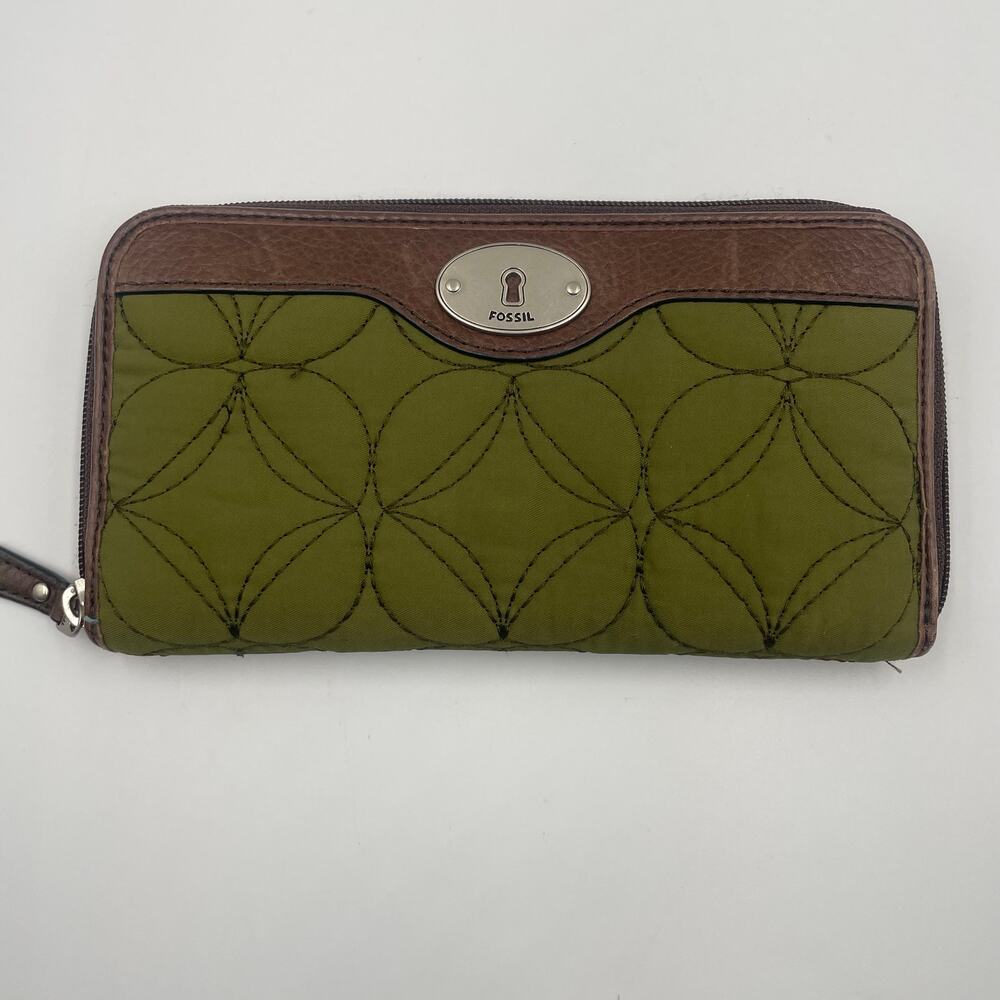 Fossil Key-Per Green Quilted Fabric & Leather Zip Around Wallet